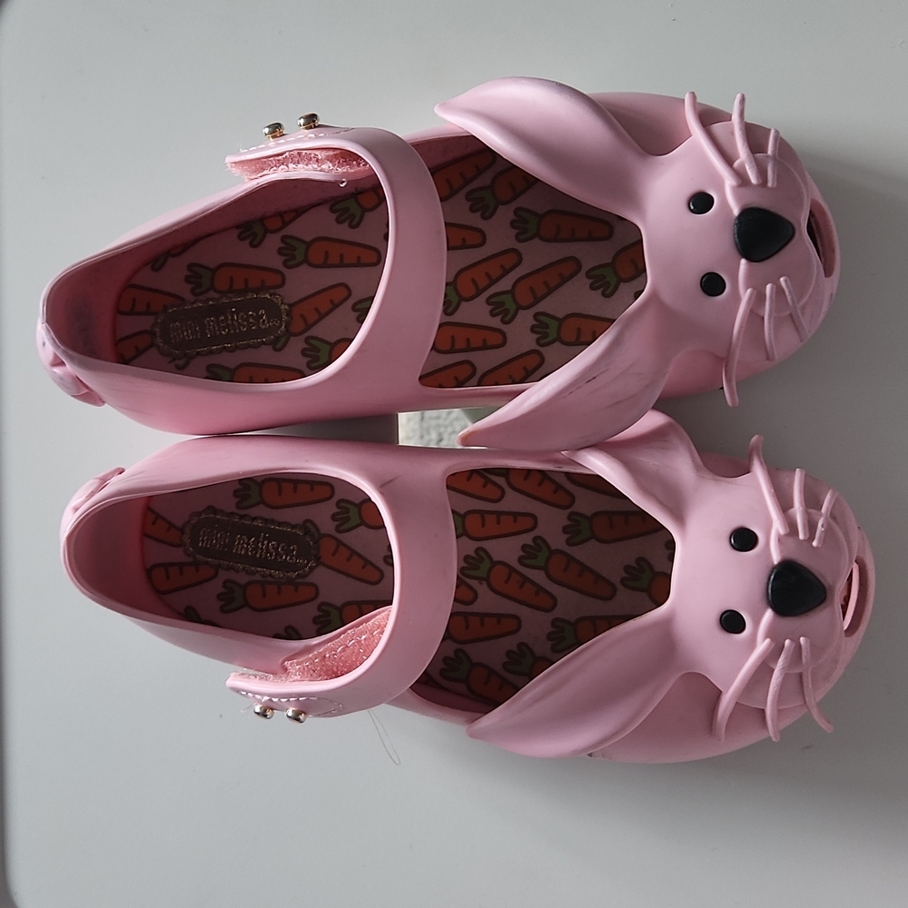 Mini Melissa shoe with dust bag